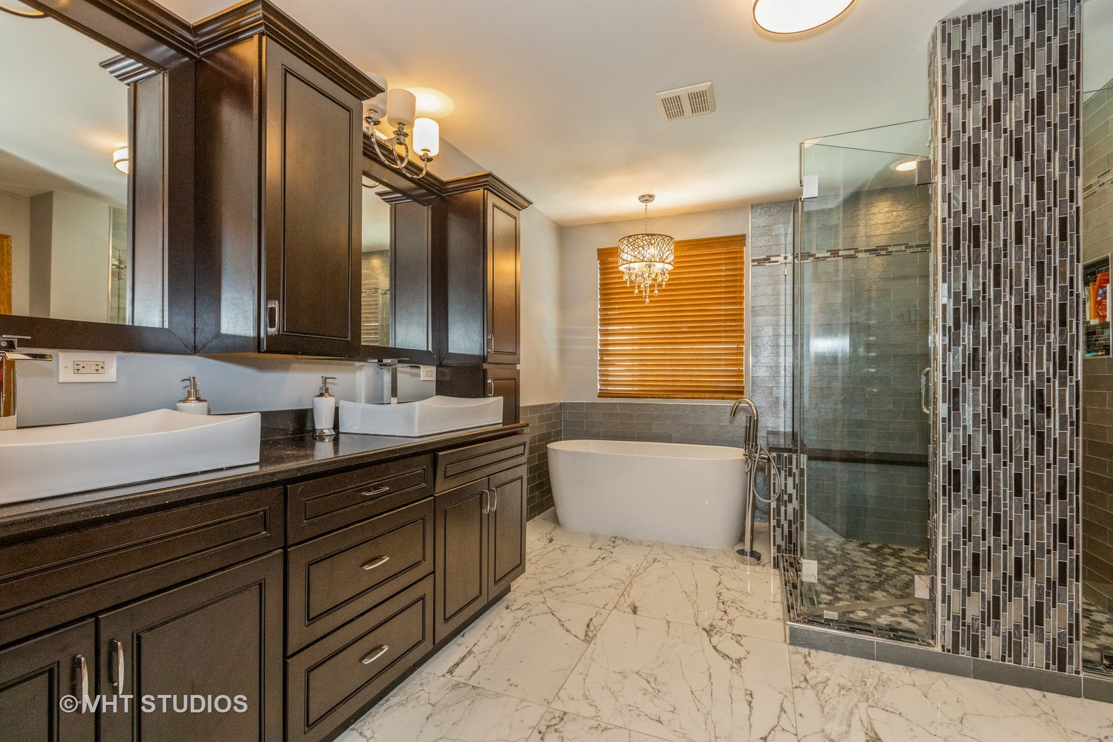 288 Stonegate Road Bolingbrook, IL 60440 - Photo 9 of 18