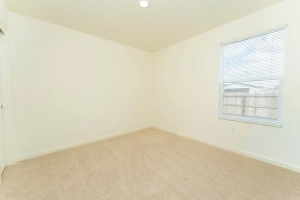 $395,000 | 563 Blue Ridge Street, Tulare, CA 93274