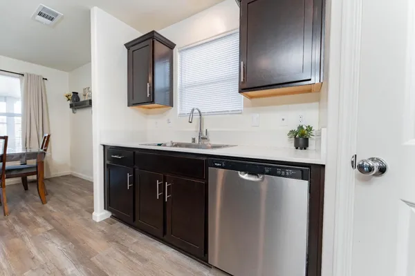 $395,000 | 563 Blue Ridge Street, Tulare, CA 93274