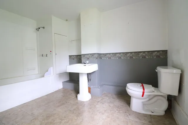 $120,000 | 420 Chalybeate Avenue, Iron Gate, VA 24448