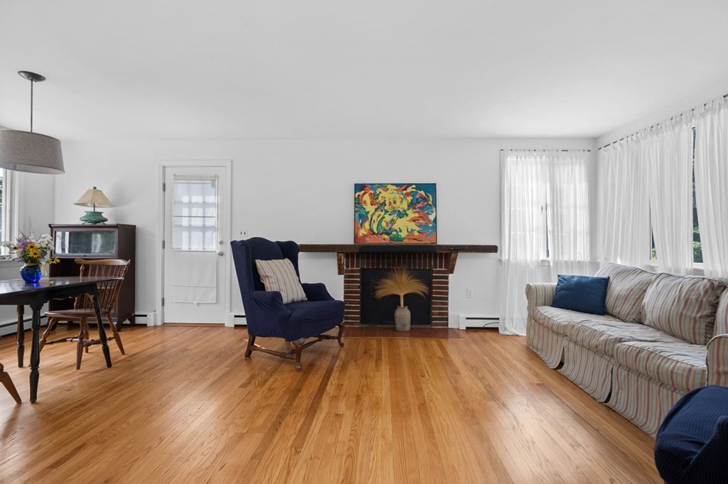201 Captain Peirce Road Scituate, MA 02066 - Photo 10 of 26 Gallery Image 10