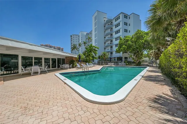 $850,000 | 1530 South Ocean Boulevard, Unit 12, Lauderdale-by-the-Sea, FL 33062