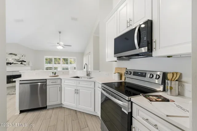 $660,000 | 701 Lake Stone Circle, Ponte Vedra Beach, FL 32082