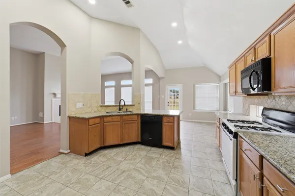 $2,350 | 11030 Desert Springs Circle, Houston, TX 77095