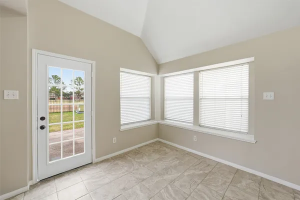 $2,350 | 11030 Desert Springs Circle, Houston, TX 77095