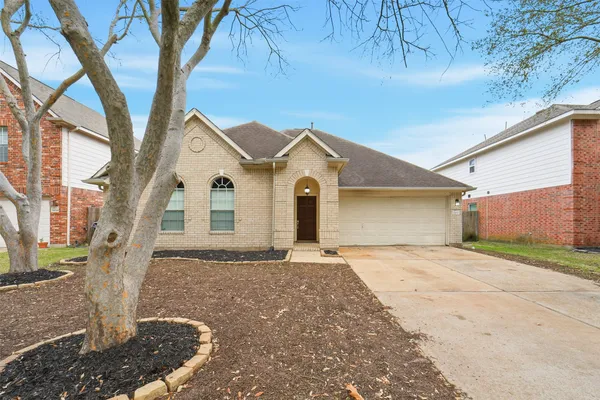$2,350 | 11030 Desert Springs Circle, Houston, TX 77095