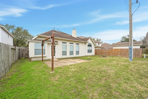 $2,350 | 11030 Desert Springs Circle, Houston, TX 77095