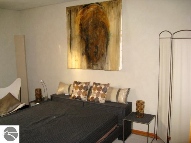 1045 Piccadilly Road Traverse City, MI 49685 - Photo 9 of 18 1722759-8.JPG