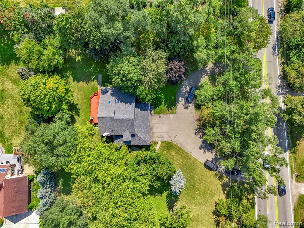 18990 Beck Road Northville, MI 48168 - Photo 51 of 60