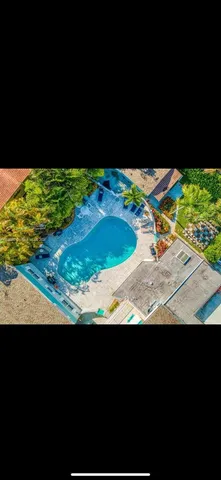 $2,400 | 65 Northeast 24th Street, Unit 61B, Wilton Manors, FL 33305