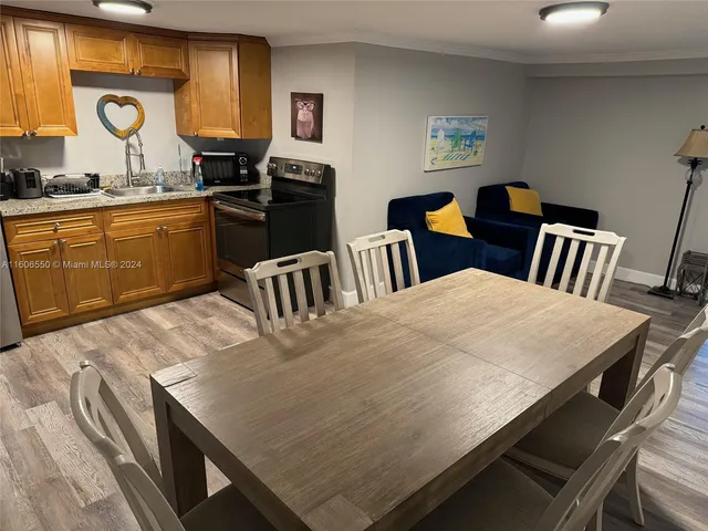 $2,400 | 65 Northeast 24th Street, Unit 61B, Wilton Manors, FL 33305