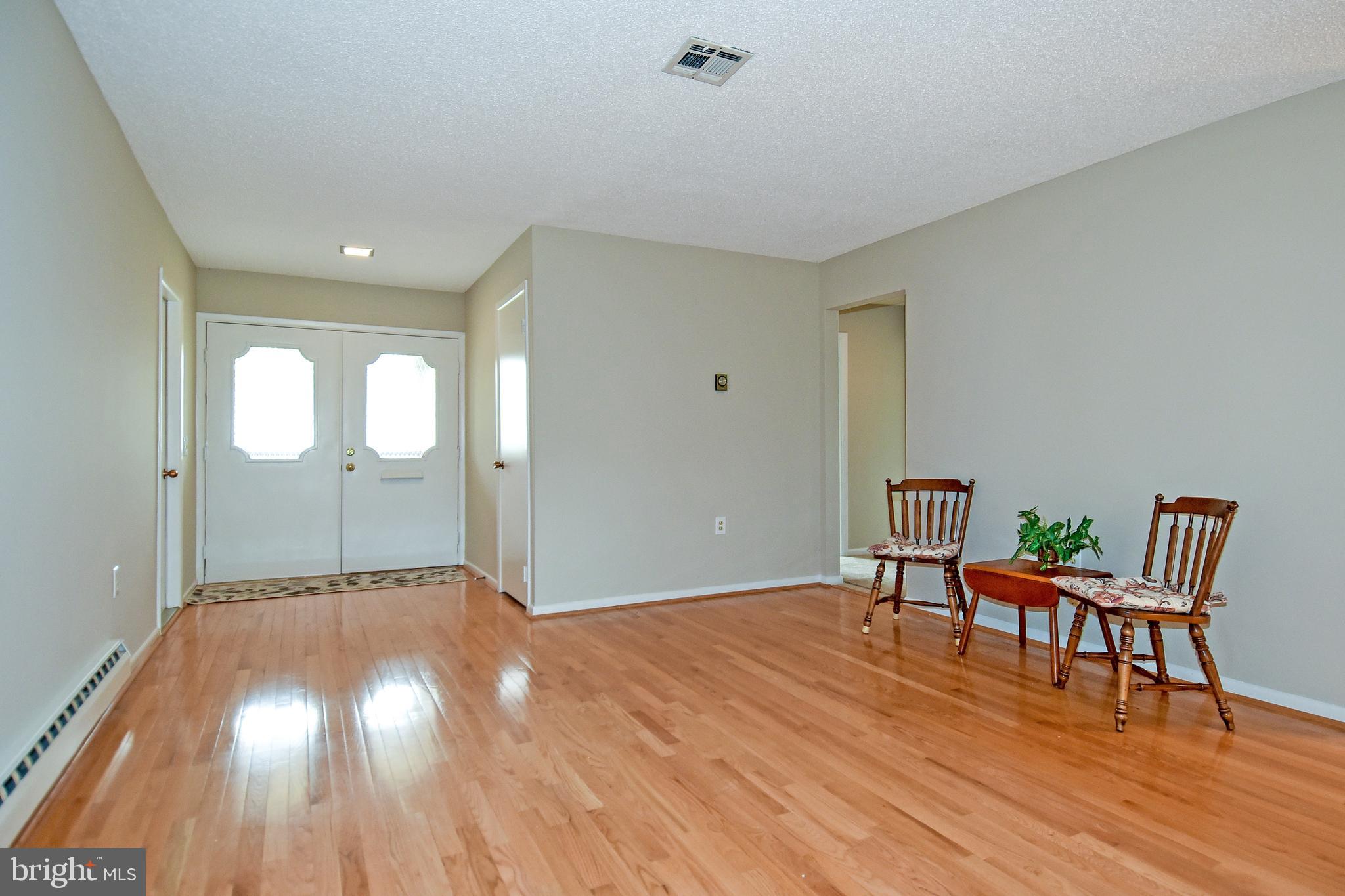 3306 Solomons Court, Unit 99A Silver Spring, MD 20906 - Photo 10 of 52 Foyer / Living Room