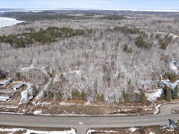 $299,900 | 6894 Y Frontage Road Northwest, Walker, MN 56484