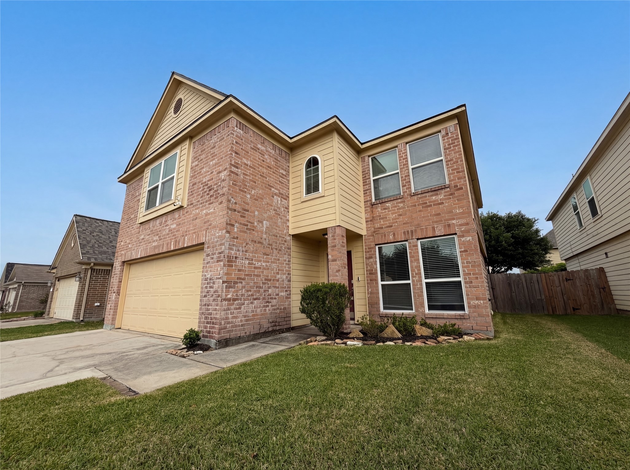 9881 Hyacinth Way Conroe, TX 77385 - Photo 8 of 18