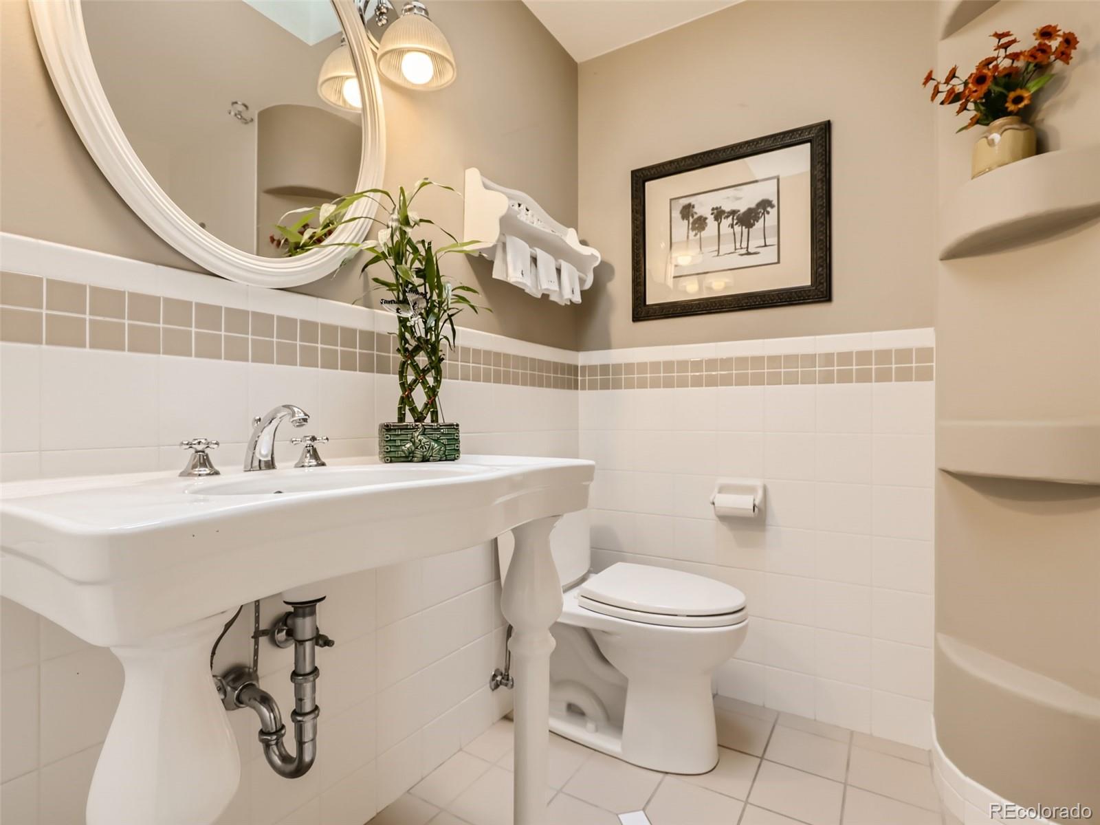3622 Simms Street Wheat Ridge, CO 80033 - Photo 10 of 36 Gallery Image 10