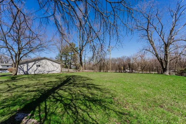 $90,000 | 2612 Turtle Creek Drive, Hazel Crest, IL 60429