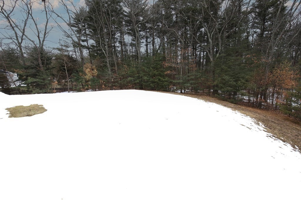 10 James Millen Road North Reading, MA 01864 - Photo 9 of 39 Gallery Image 9