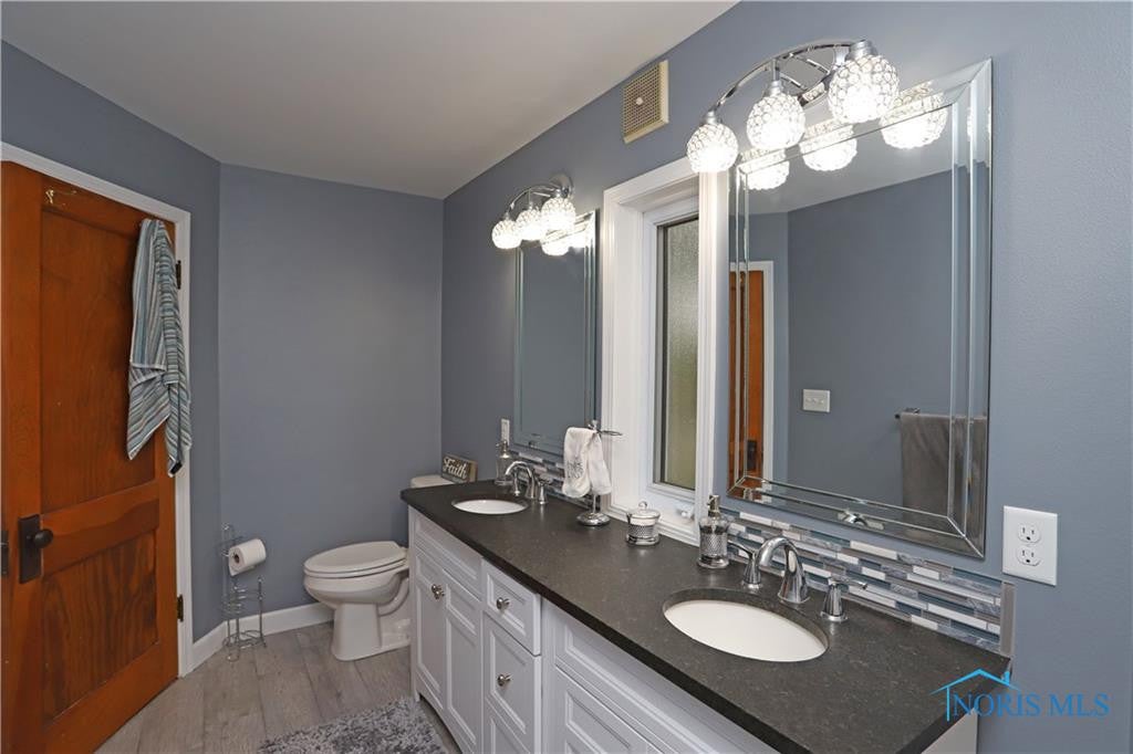 4026 Bellevue Road Toledo, OH 43613 - Photo 17 of 30 Gallery Image 17