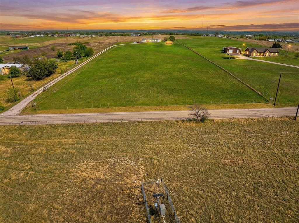 2538 County Road 2320 Decatur, TX 76234 - Photo 3 of 40 a view of a city