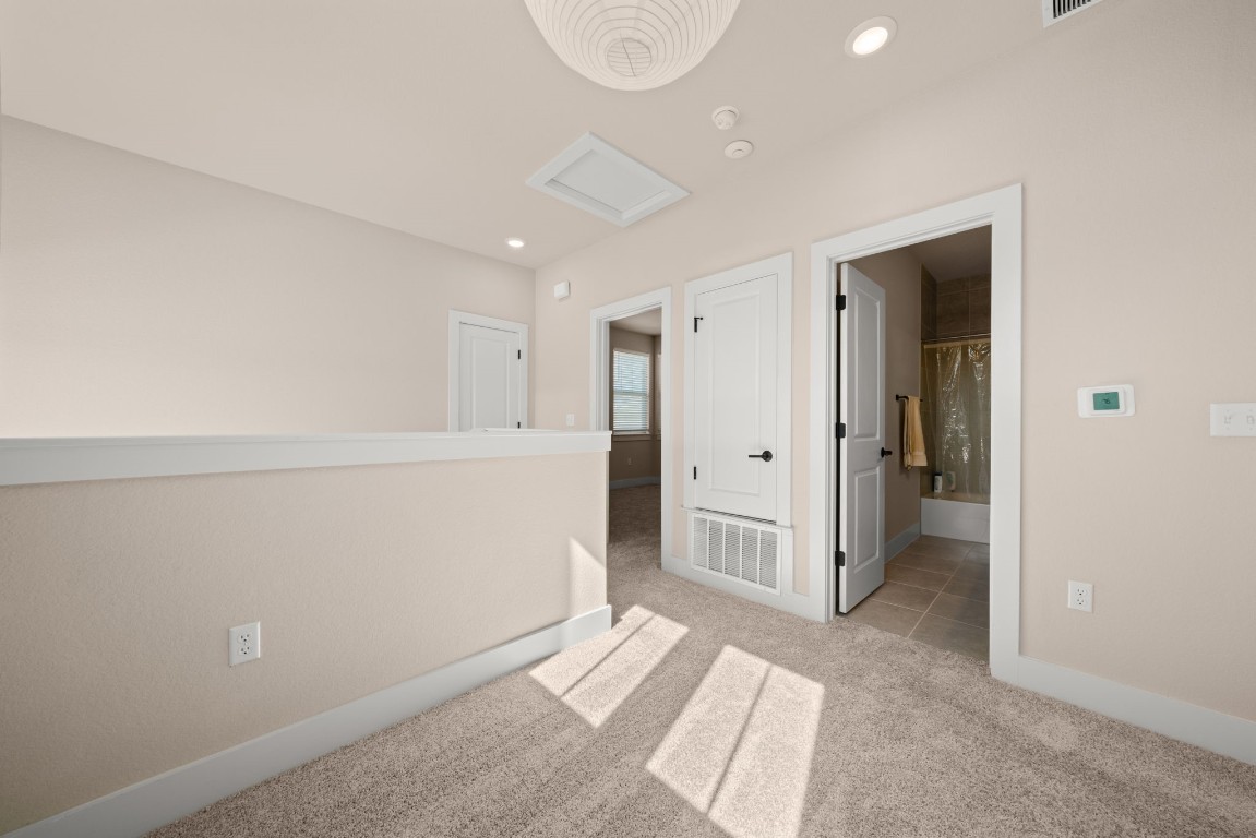 8417 Laughlin Lane Austin, TX 78744 - Photo 21 of 38