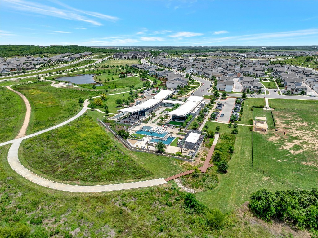 8417 Laughlin Lane Austin, TX 78744 - Photo 29 of 38 a view of a city
