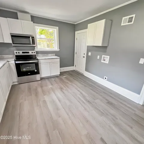 $179,999 | 204 Wilson Avenue, Kinston, NC 28501