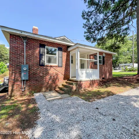 $179,999 | 204 Wilson Avenue, Kinston, NC 28501