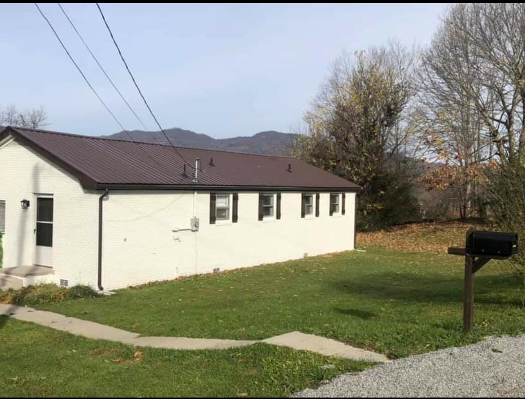 103 Highland Road Middlesboro, KY 40965 - Photo 16 of 16 Back