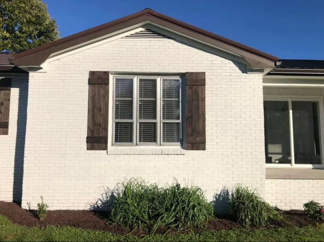 103 Highland Road Middlesboro, KY 40965 - Photo 4 of 16 Shutters