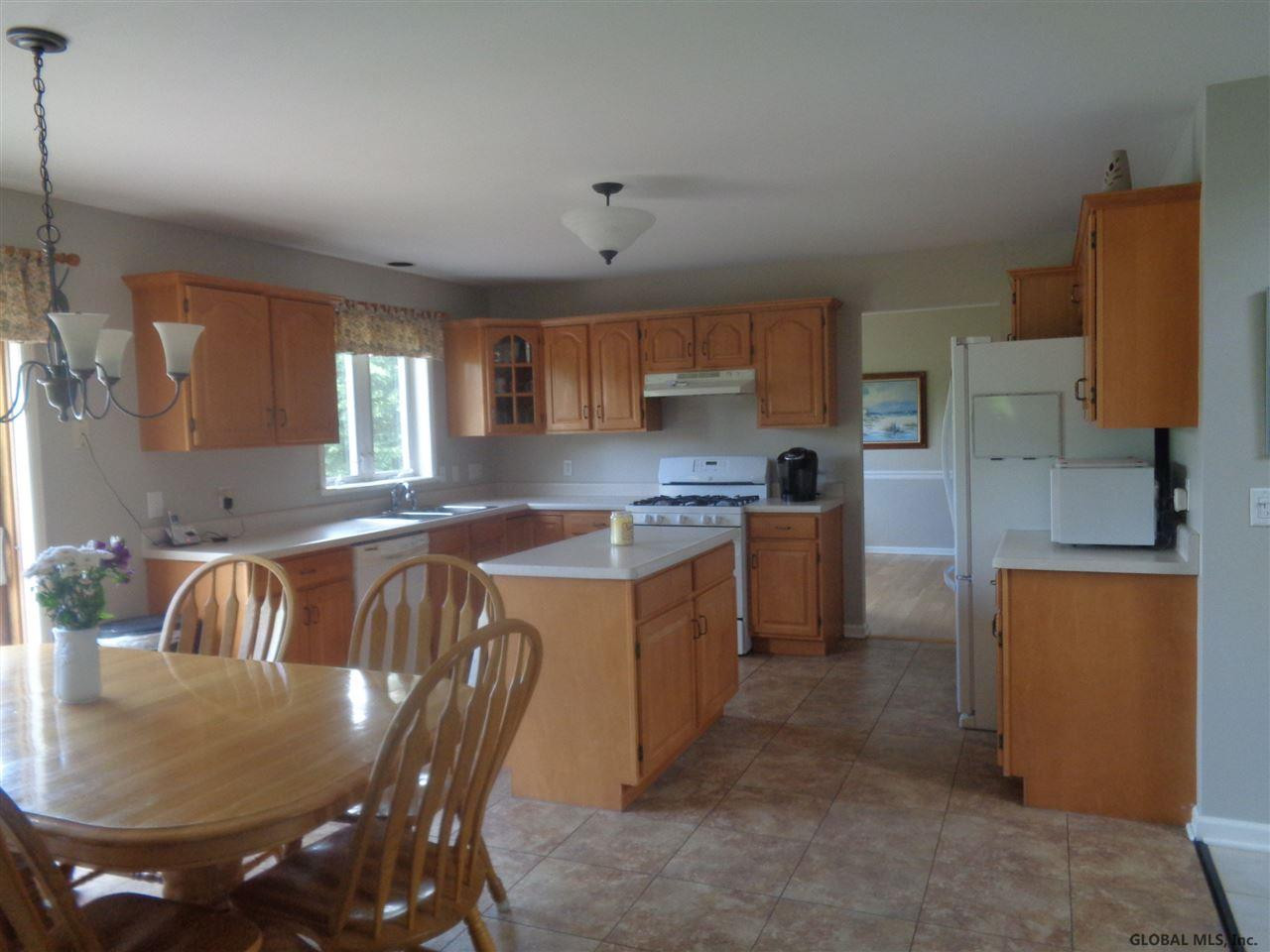 7 Kelly Meadow Road Ballston, NY 12027 - Photo 8 of 45 Photo 8