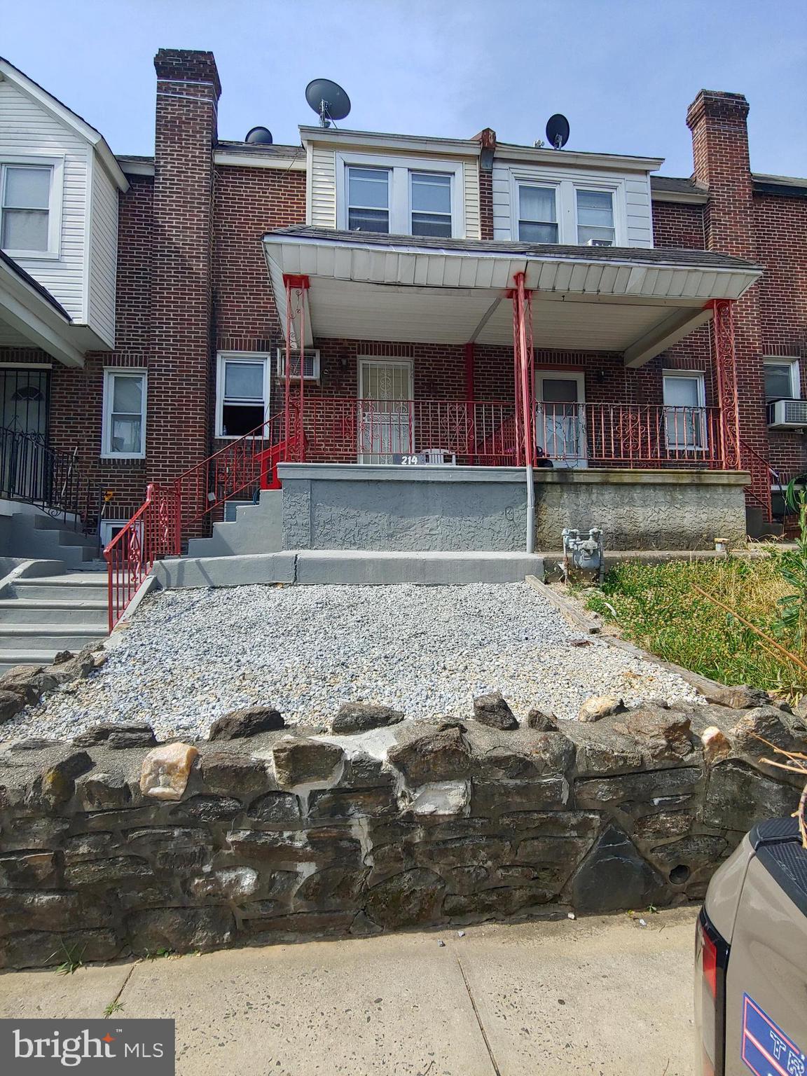 214 Laurel Road Sharon Hill, PA 19079 - Photo 2 of 22 Gallery Image 2