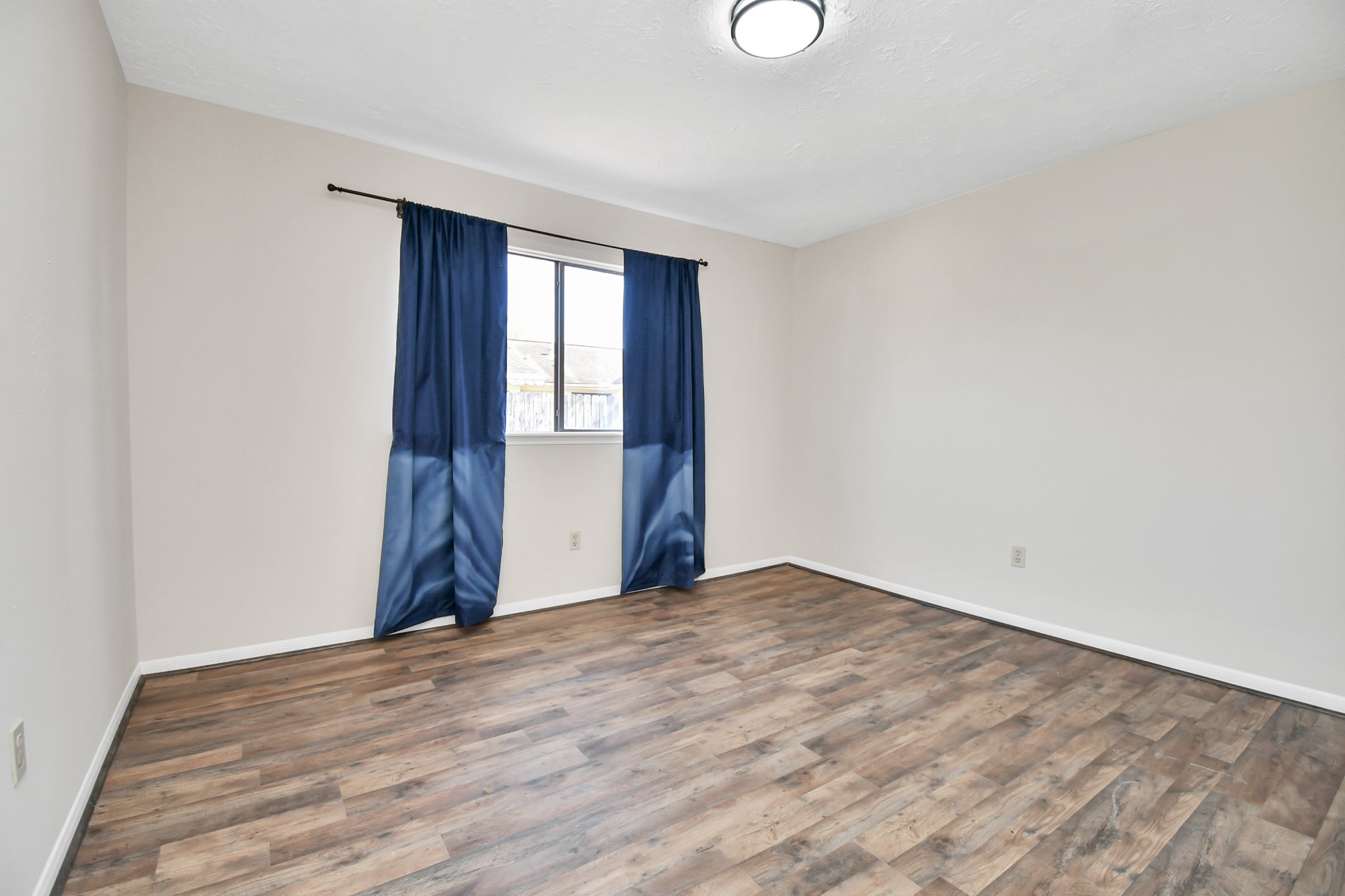 2119 Echo Ridge Sugar Land, TX 77478 - Photo 20 of 33