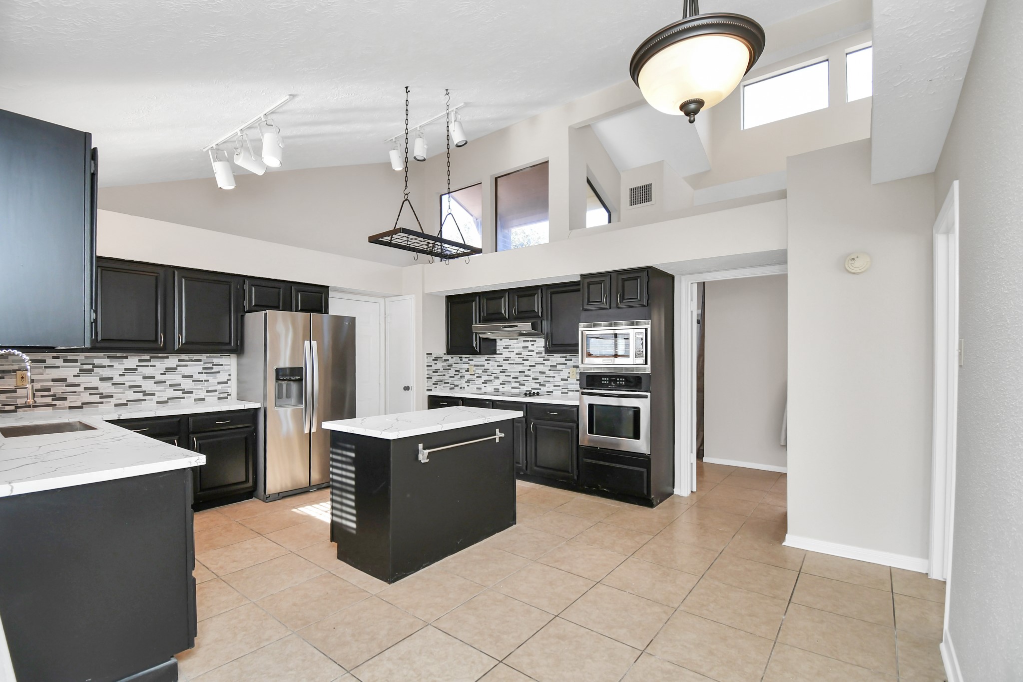 2119 Echo Ridge Sugar Land, TX 77478 - Photo 25 of 33