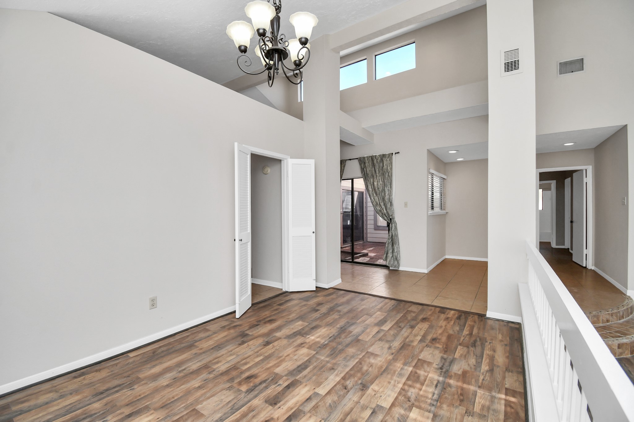 2119 Echo Ridge Sugar Land, TX 77478 - Photo 7 of 33