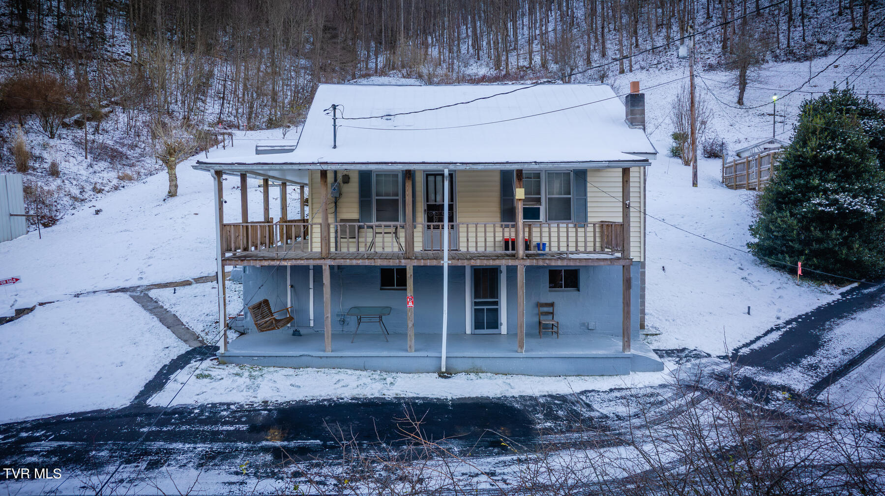 1028 Holiday Road Rowe, VA 24646 - Photo 3 of 42 108