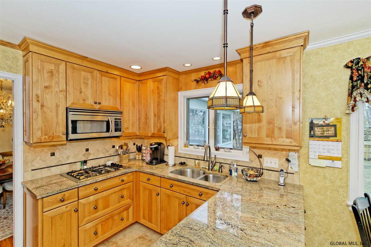 1149 Ruffner Road Niskayuna, NY 12309 - Photo 17 of 41 Photo 18