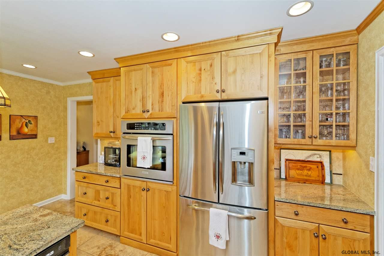1149 Ruffner Road Niskayuna, NY 12309 - Photo 19 of 41 Photo 20