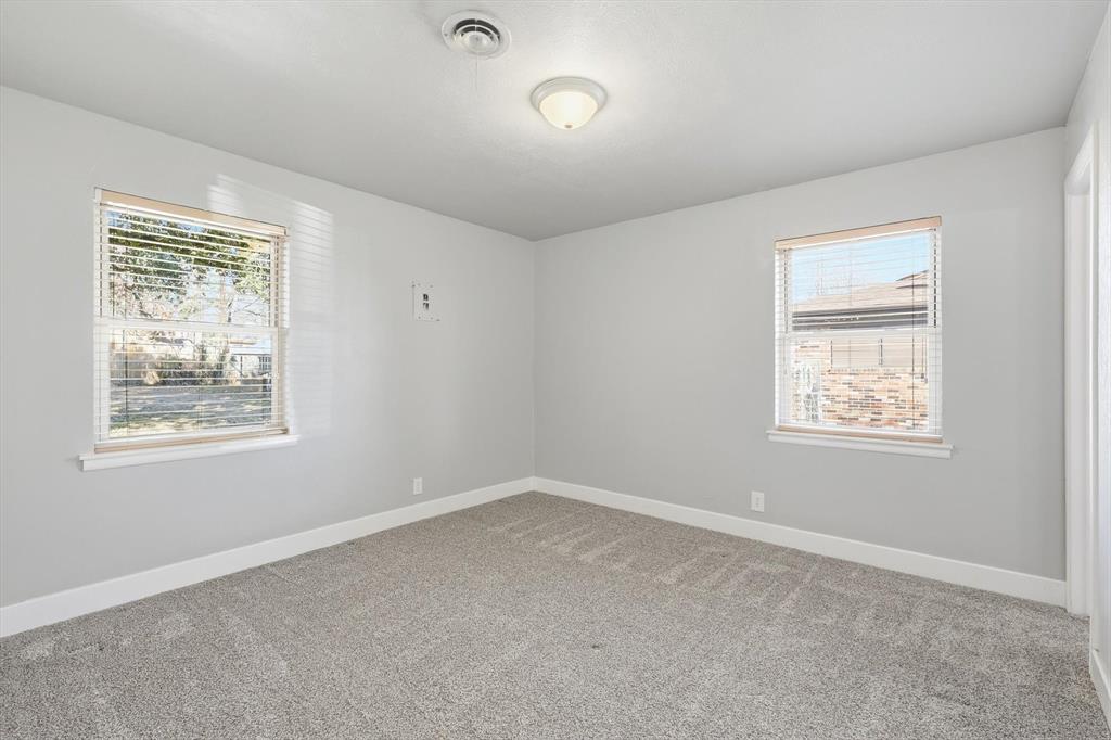 1204 Crestview Drive Hurst, TX 76053 - Photo 22 of 40