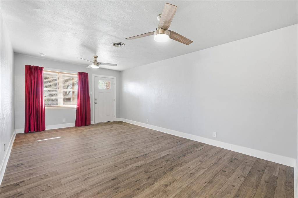 1204 Crestview Drive Hurst, TX 76053 - Photo 5 of 40