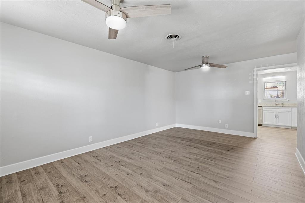 1204 Crestview Drive Hurst, TX 76053 - Photo 8 of 40