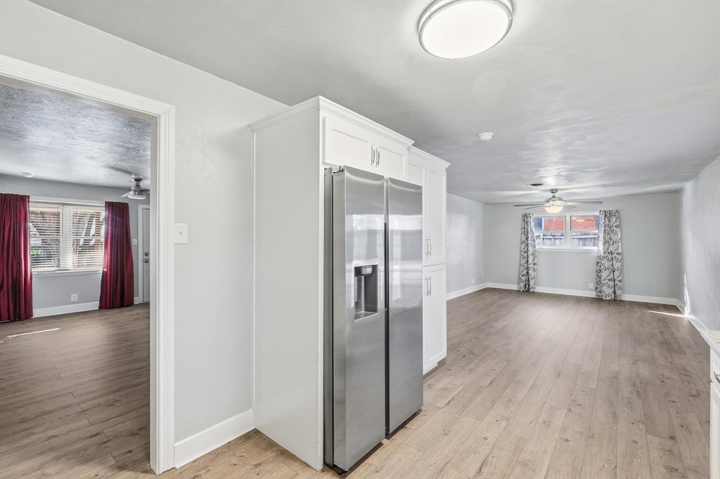 1204 Crestview Drive Hurst, TX 76053 - Photo 9 of 40