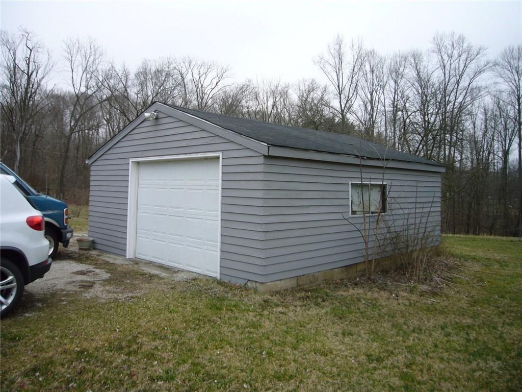 346 East Hurdle Road Morgantown, IN 46160 - Photo 6 of 38 Gallery Image 6