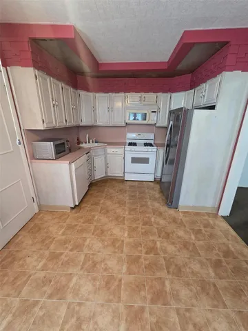 $709,000 | 77-33 79th Street | Glendale