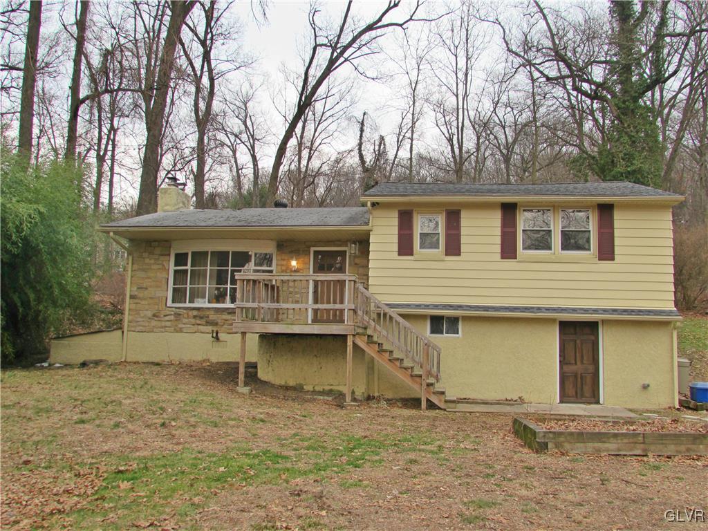 93 Chestnut Hill Road Emmaus, PA 18049 - Photo 1 of 25 Gallery Image 1