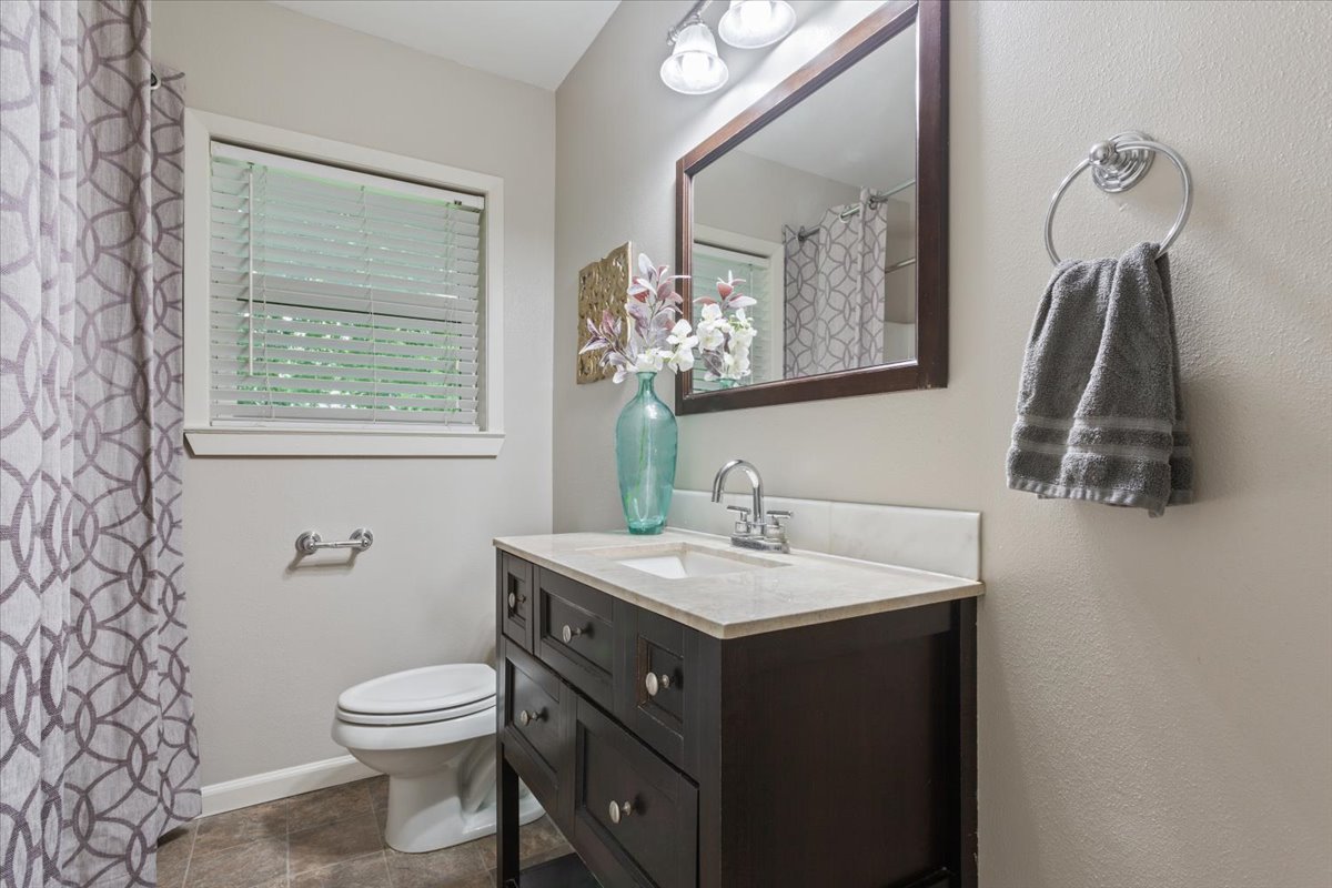 804 Ash Street Georgetown, TX 78626 - Photo 24 of 38