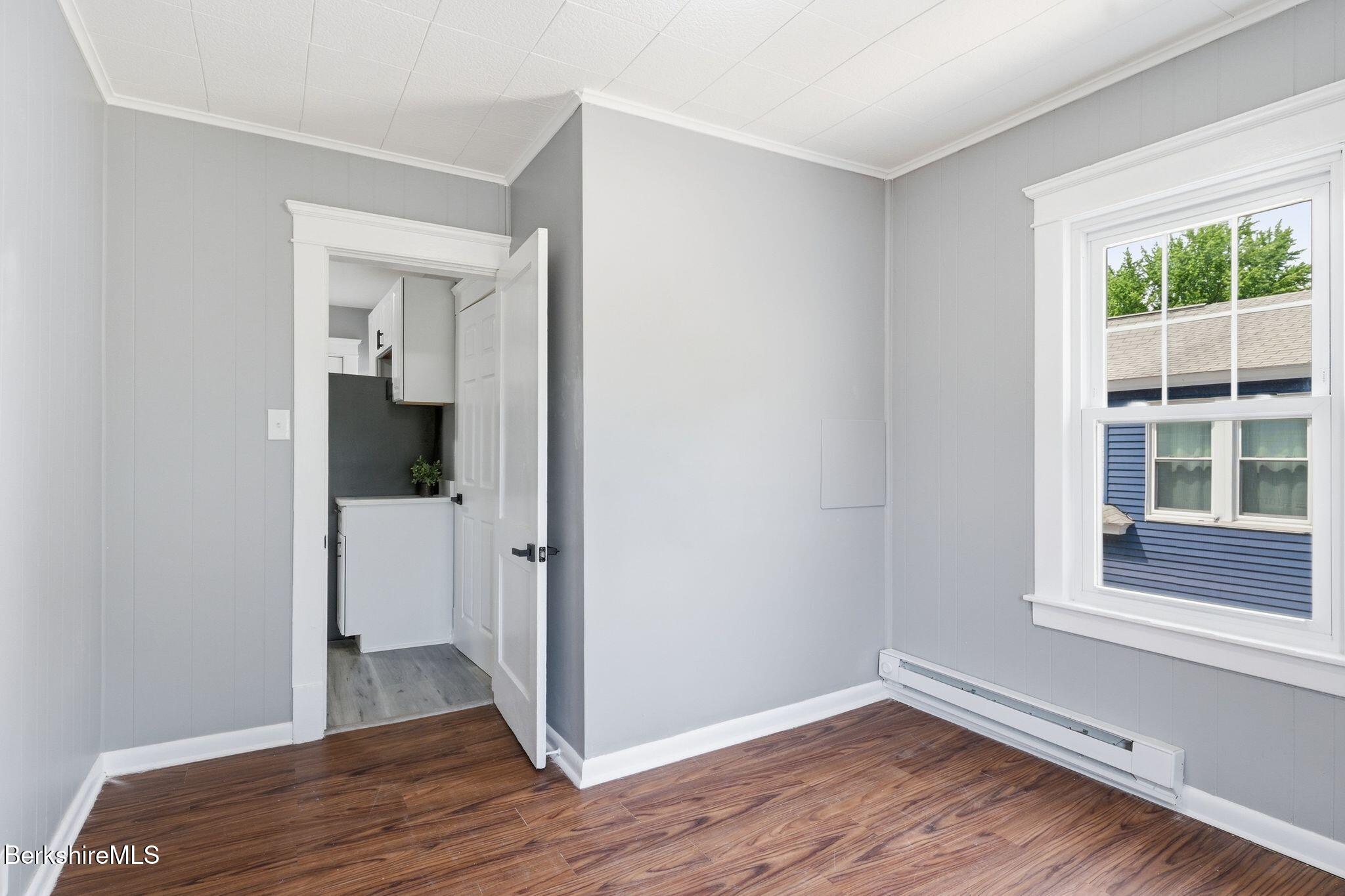 910-912 Granby Road Chicopee, MA 01020 - Photo 15 of 56 2nd floor apartment