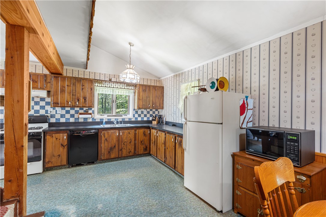 7817 Peglow Road Wayland, NY 14572 - Photo 6 of 46