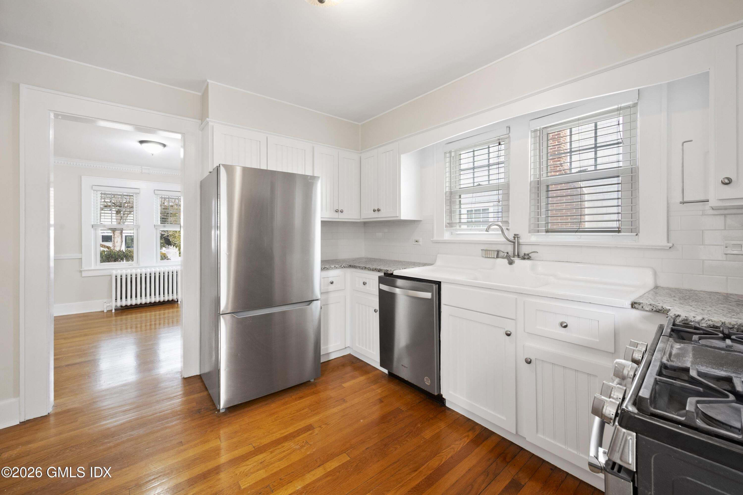 10 Anthony Place Riverside, CT 06878 - Photo 8 of 22 MTZ_2348