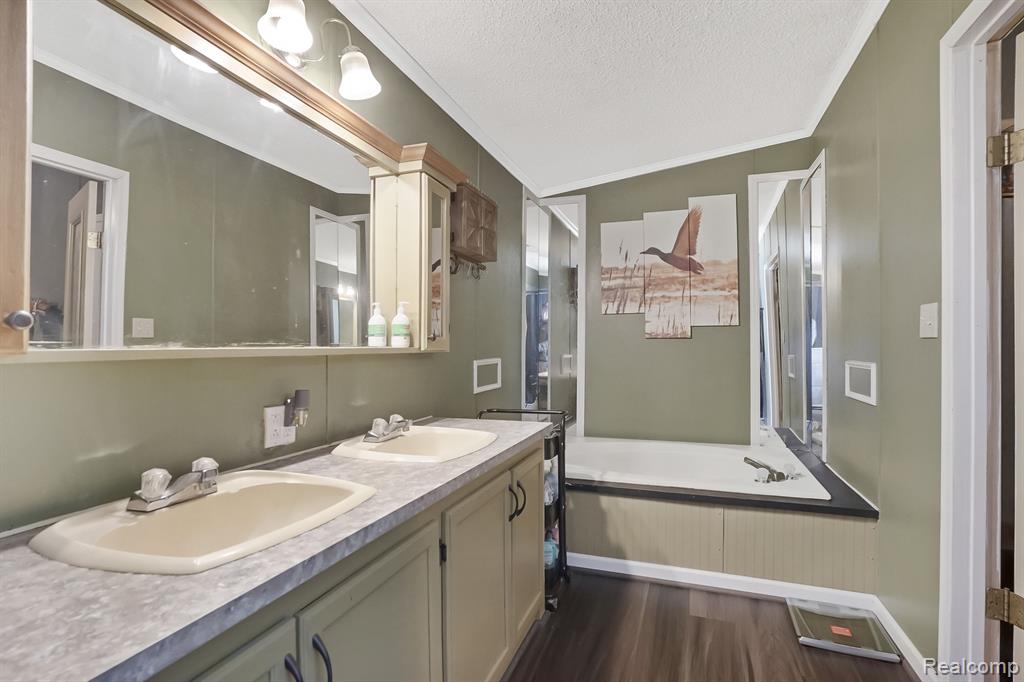 18900 Bowdish Road Gregory, MI 48137 - Photo 11 of 18