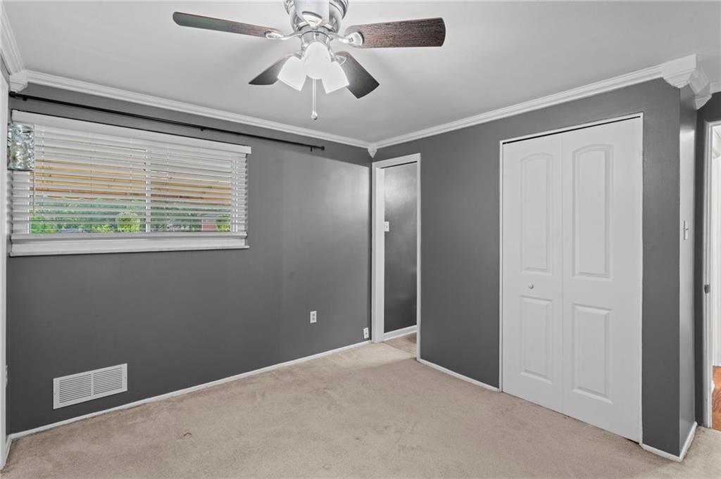 1351 Carnahan Road Pittsburgh, PA 15220 - Photo 21 of 49